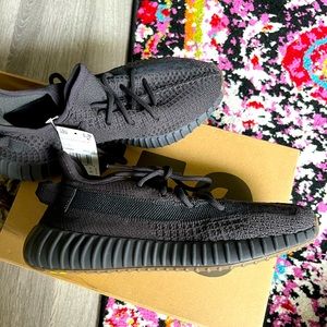 Yeezy 350 Cinder